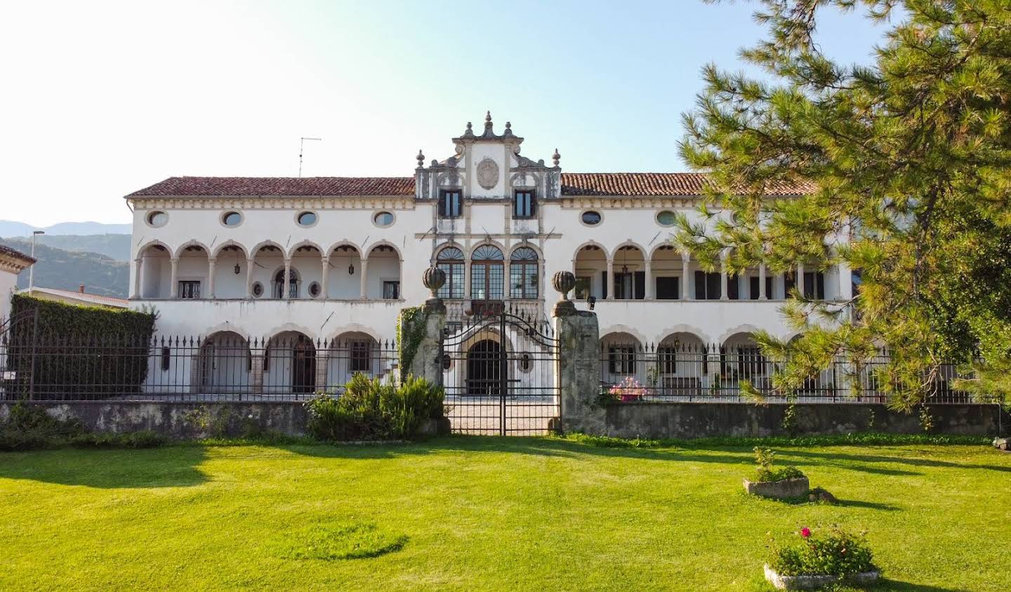 Villa with garden and terrace Fregona