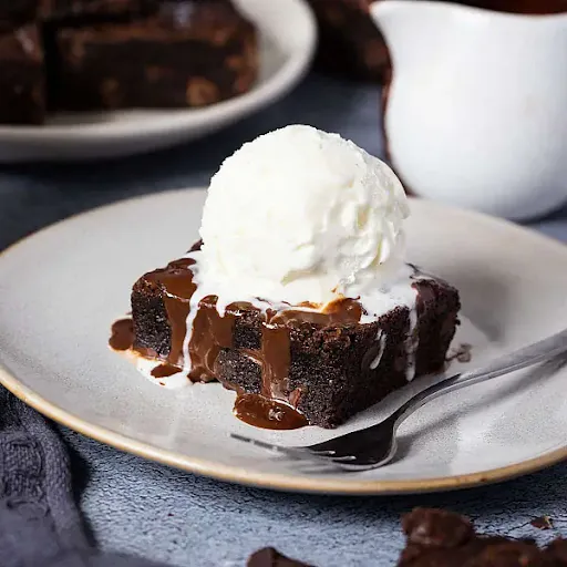 Brownie With Icecream