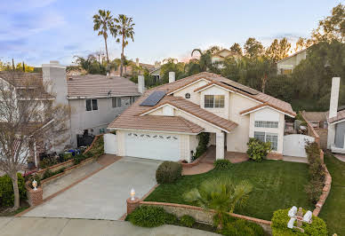 House with pool 2