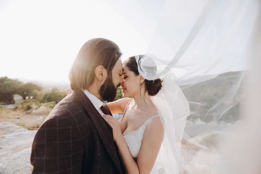 Fotografo di matrimoni Yulya Vlasova (vlasovaulia). Foto del 25 marzo 2021