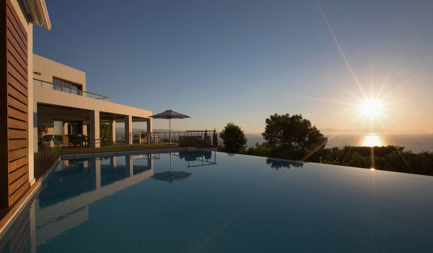 Villa avec piscine en bord de mer Crète