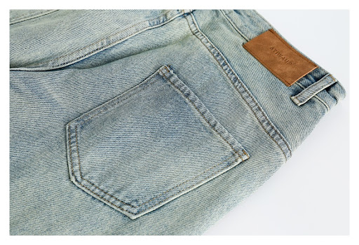 Title 15, American Mens and Womens Loose Straight Jeans...