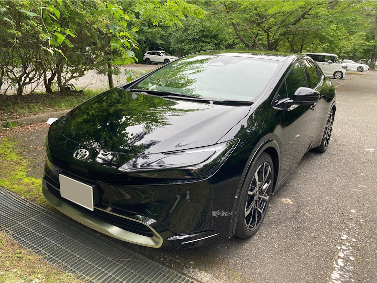 プリウスの新車・ドライブ・プリウスPHEV・洗車に関するカスタム事例の投稿画像1枚目