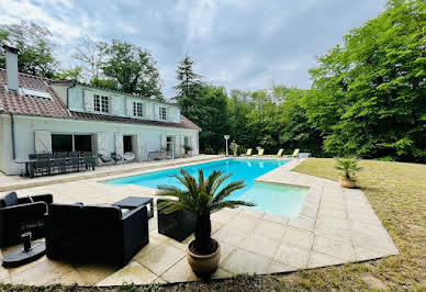 House with pool and terrace 5