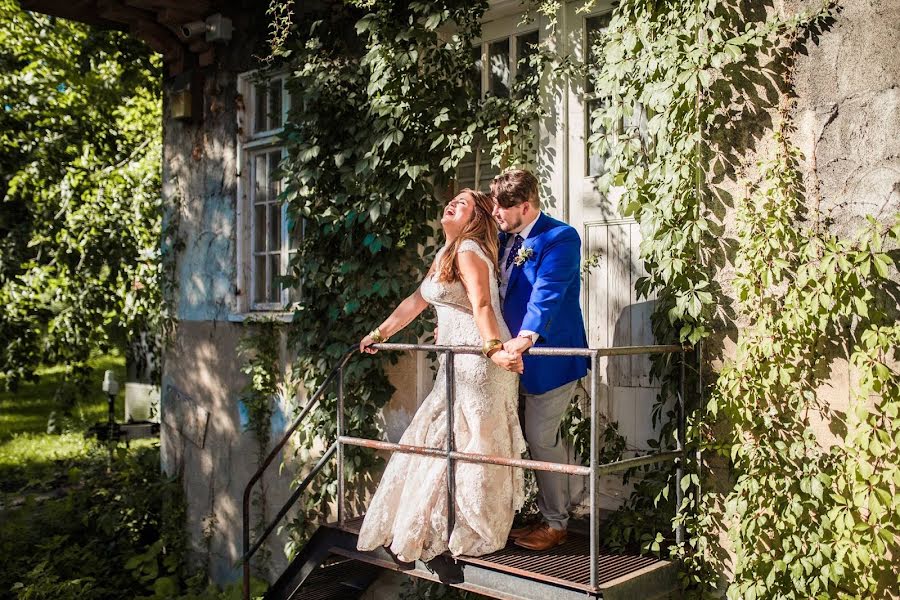 Fotógrafo de bodas Manoucheka (manoucheka). Foto del 10 de mayo 2019