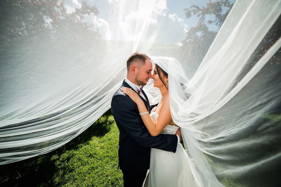 Wedding photographer Dan Alexa (danalexa). Photo of 19 May 2019