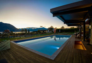 Maison avec piscine et jardin 1