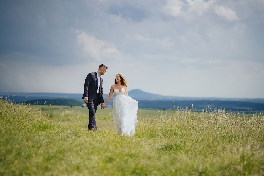 Fotografer pernikahan Jakub Štěpán (jakubstepan). Foto tanggal 11 Juni 2021