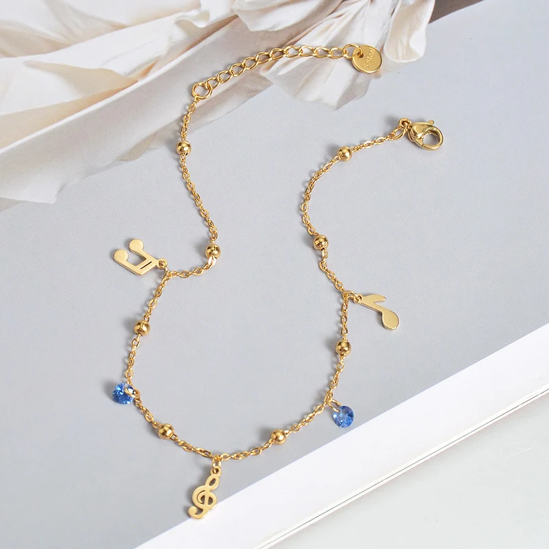 Zirkon Ton Anhänger Armband für Damen Funkelnder Glanz für jeden Tag. Diese stilvolle Armbandkette betont feminine Eleganz und rundet Outfits ab.