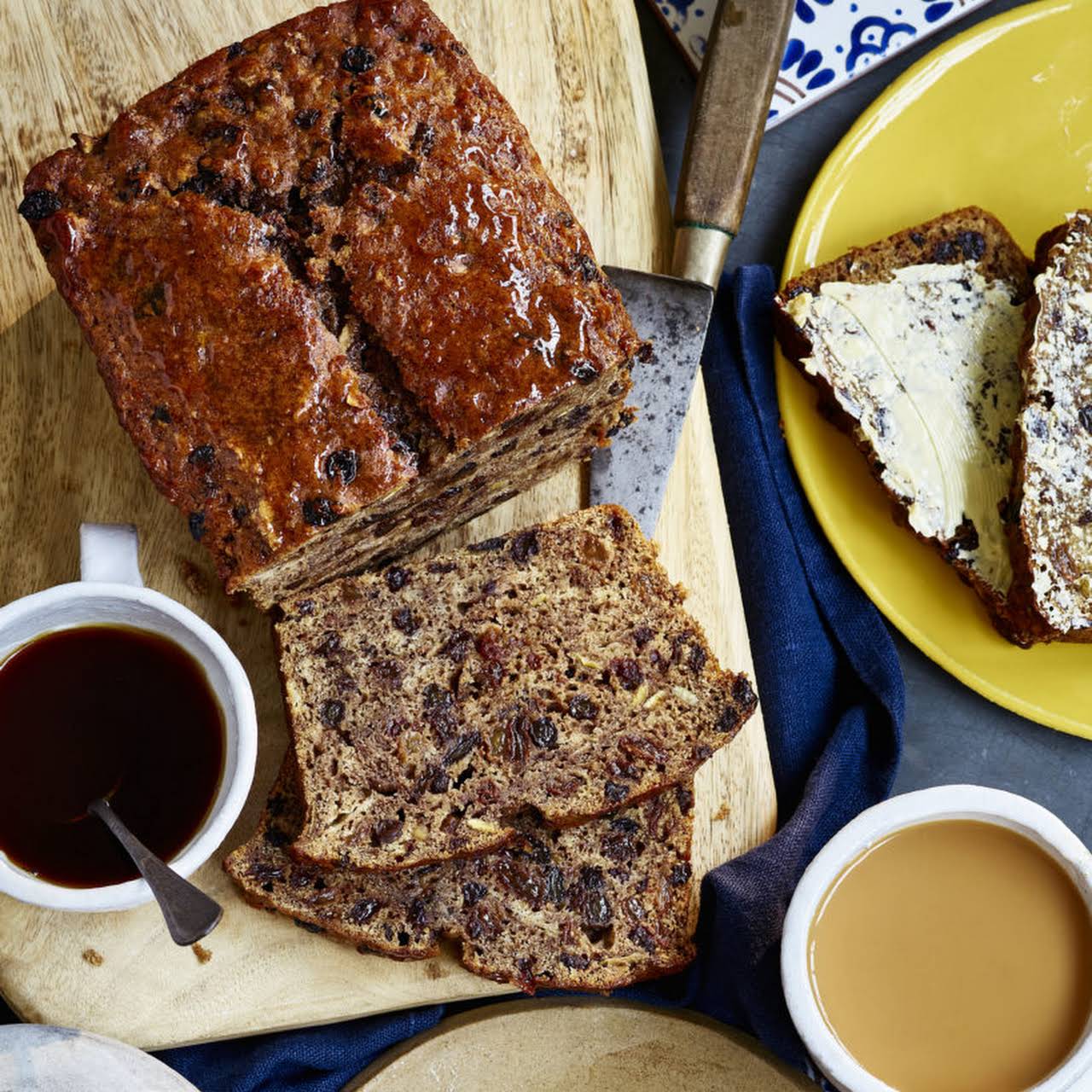 Bara Brith â€“ Welsh Tea Loaf Cake