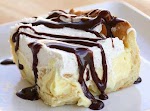 Chocolate Eclair Cake was pinched from <a href="https://www.facebook.com/photo.php?fbid=487251021323474" target="_blank">www.facebook.com.</a>