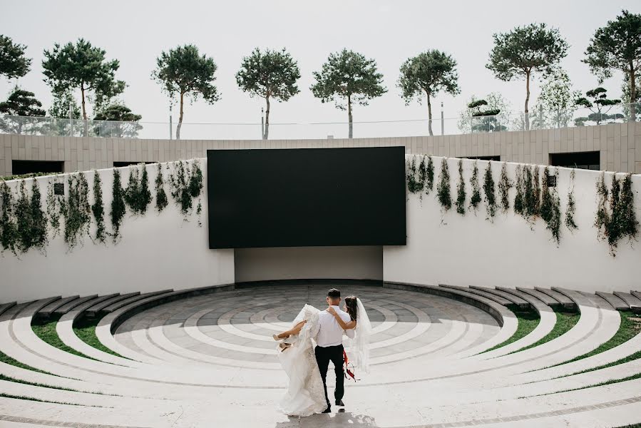 Wedding photographer Oleg Oleart (oleart). Photo of 13 September 2018