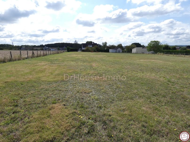 Vente terrain  3682 m² à Nogent-sur-Loir (72500), 48 500 €