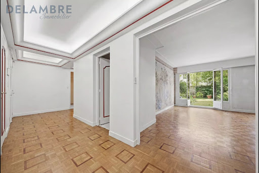 Apartment 4
