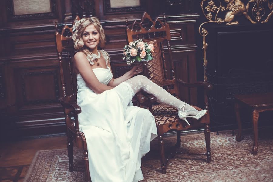 Wedding photographer Lena Bondarenko (lenabondarenko). Photo of 14 June 2014