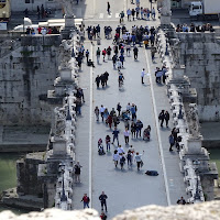 Ponte sul fiume romano di 