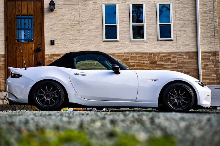 ロードスターのSSR Professor・Rallybacker・今年もあとわずかに関するカスタム事例の投稿画像1枚目