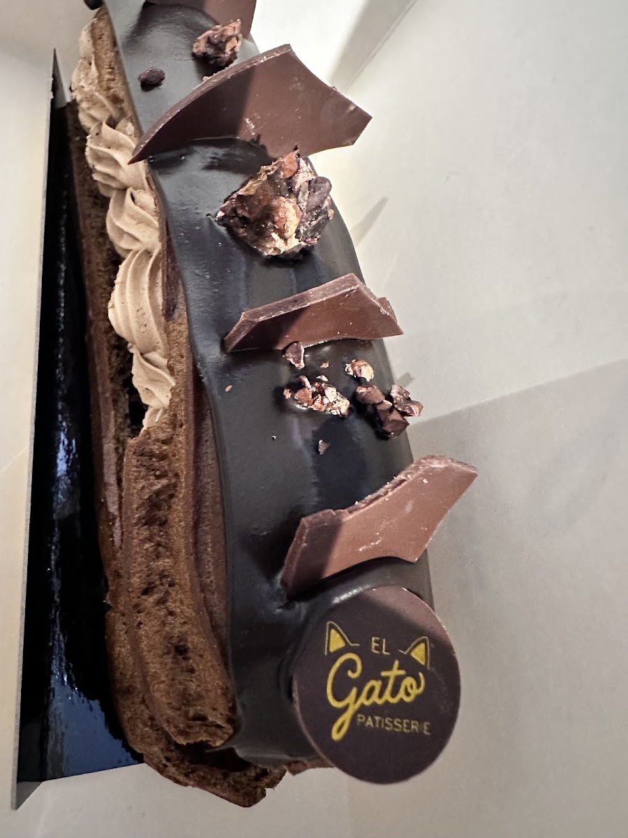 Gluten-Free at El Gato Pâtisserie