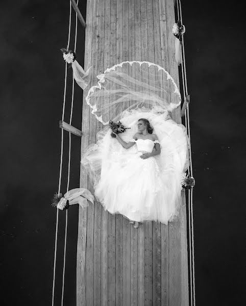Wedding photographer Ligita Belskyte (ligitab). Photo of 5 April 2022