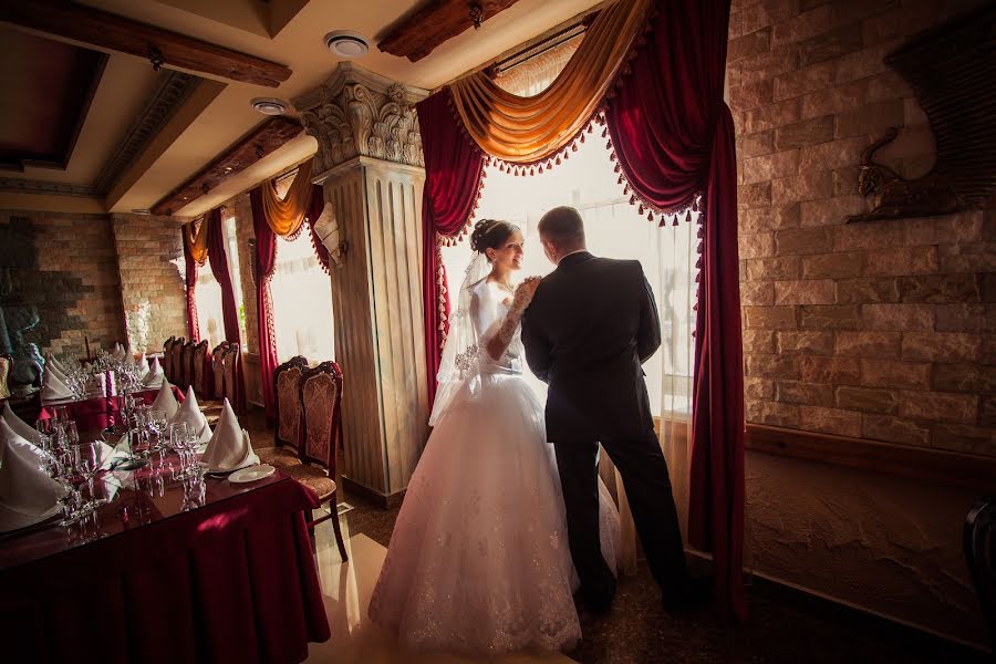 Fotógrafo de casamento Oksana Karpovich (gaika). Foto de 9 de fevereiro 2015