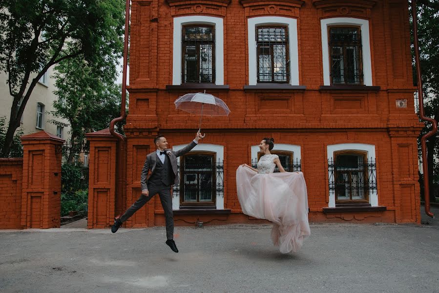 Nhiếp ảnh gia ảnh cưới Katerina Karmanova (karmanova). Ảnh của 5 tháng 8 2019