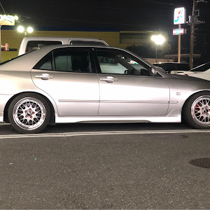 アルテッツァ SXE10