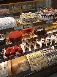 Cake Spot photo 1