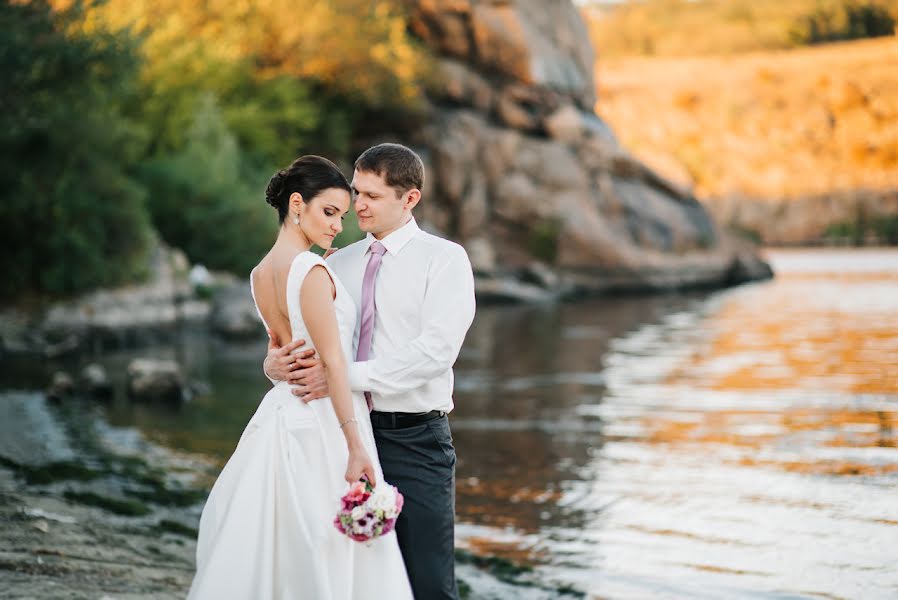 Fotografo di matrimoni Olga Omelnickaya (omelnitskaya). Foto del 6 gennaio 2017