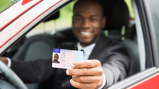The Department of Transport seeks a turnkey solution for personalisation of smart driving licence cards. (Image source: 123RF)