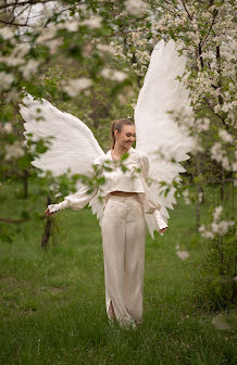 Fotografo di matrimoni Olga Kolokolnikova (kolokolnikova). Foto del 27 aprile