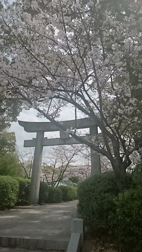 日吉神社鳥居