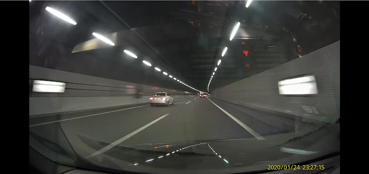 1シリーズ ハッチバックのドライブ・RS6・楽しい夜会・bmw・えげつない人たちに関するカスタム事例の投稿画像4枚目