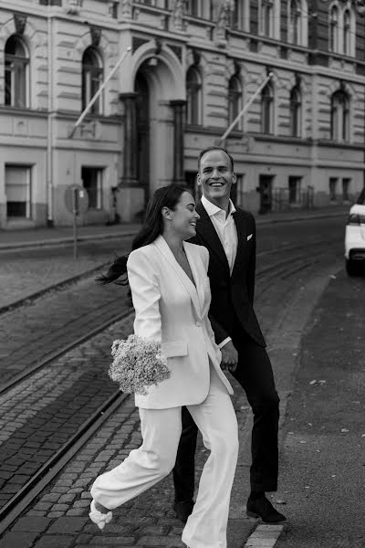 婚礼摄影师Anita Vartiainen（anitavartiainen）。2023 10月3日的照片