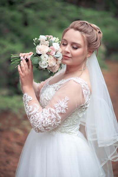 Fotógrafo de casamento Aleksandr Guk (shuravi07). Foto de 10 de março 2022