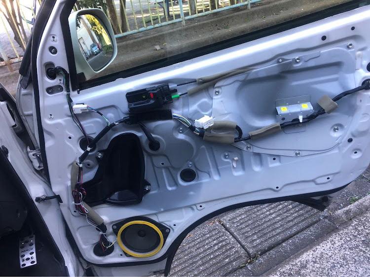 ハイエースのshinさんが投稿したカスタム事例の投稿画像2枚目