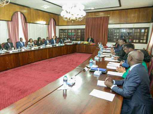 President Uhuru Kenyatta chairs a Cabinet meeting at State House, Nairobi. /PSCU