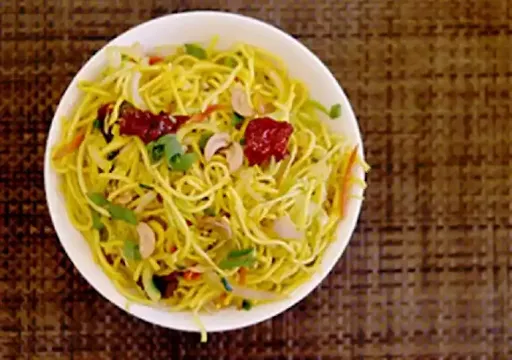 Veg Hakka Noodles