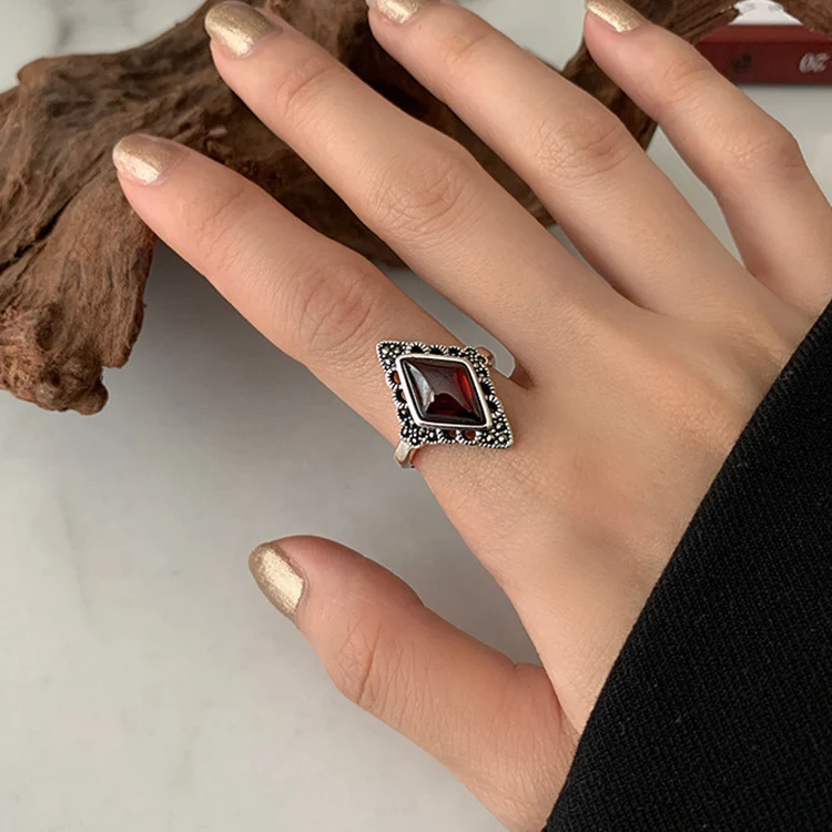 Title 5, Retro diamanten ring van 925 sterling zilver. E...
