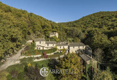 Farmhouse with garden and pool 2