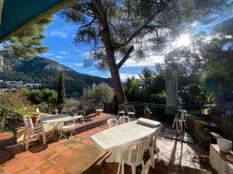 Vente maison 10 pièces 167 m² à Toulon (83000), 490 000 €