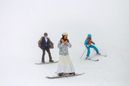 Fotografo di matrimoni Andrei Enea (andreienea). Foto del 25 febbraio 2018