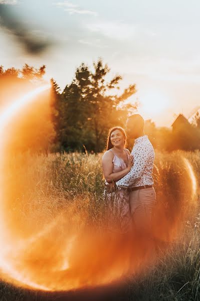 Photographe de mariage Adrian Bubicz (bubiczlbn). Photo du 5 mai 2021