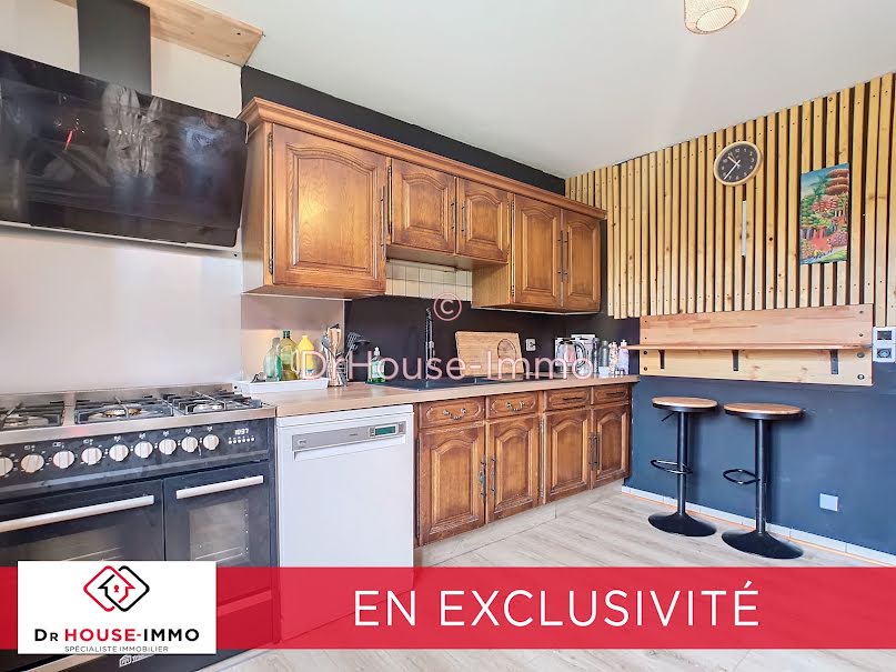 Vente maison 6 pièces 192 m² à Sourzac (24400), 245 000 €