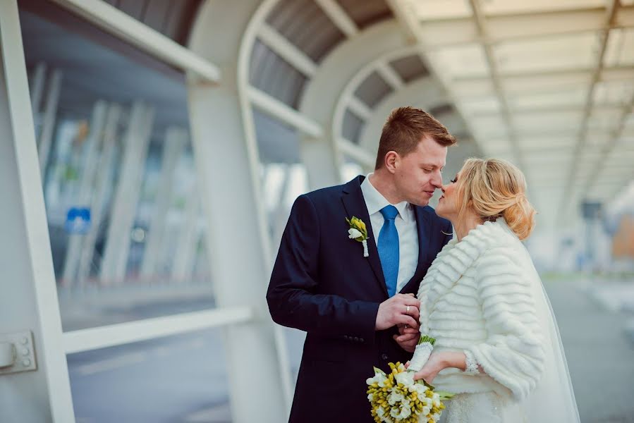 Photographe de mariage Volodymyr Pavliv (pavliv). Photo du 24 février 2020