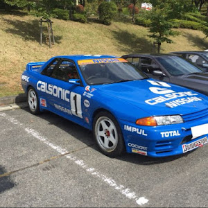 スカイライン R32