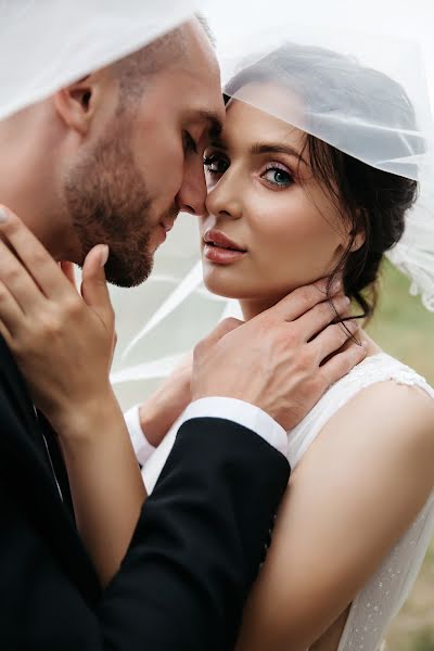 Fotógrafo de casamento Yuliya Platonova (juliaplatonova). Foto de 25 de dezembro 2019