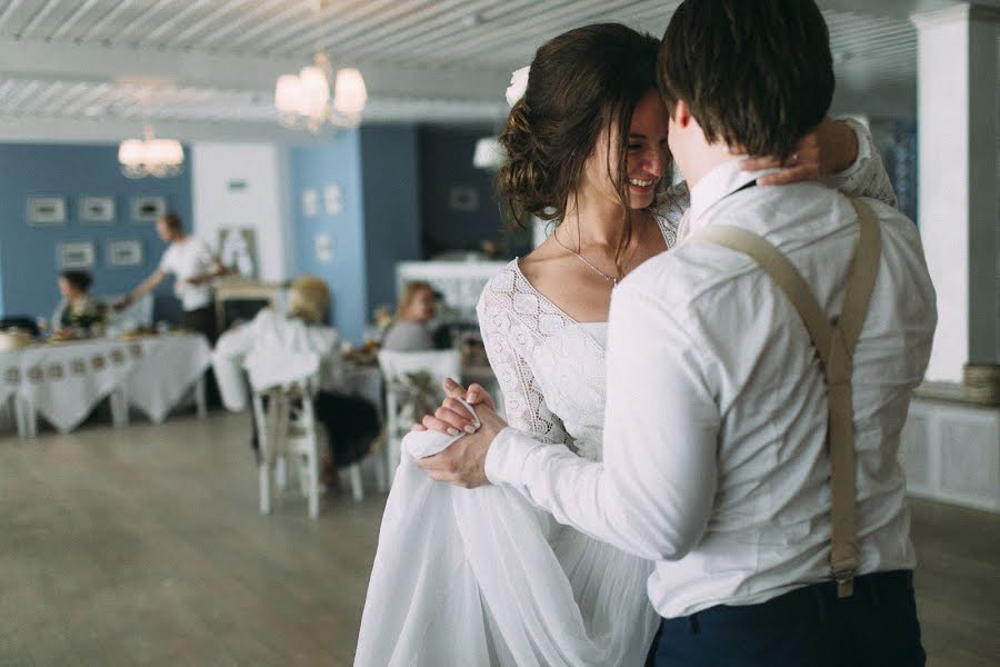 Fotógrafo de casamento Nazar Voyushin (nazarvoyushin). Foto de 14 de dezembro 2015