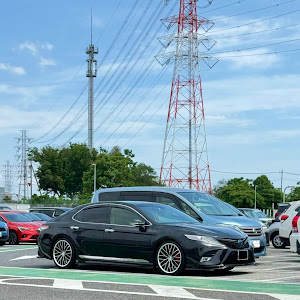 カムリ AXVH70