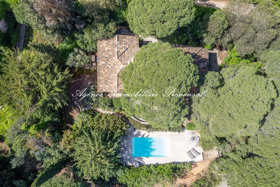 Vente villa 5 pièces 145 m² à Sainte-Maxime (83120), 1 300 000 €