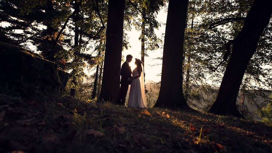 Photographe de mariage Lukasz Wyputa (wyputal). Photo du 11 mars 2020